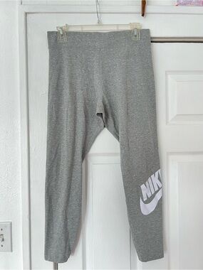 Nike Women’s Grey Leggings with White Logo Size Large